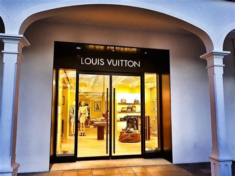 Louis Vuitton St. Barthelemy Gustavia 